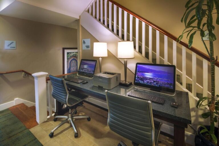 Luxury Hotels in Santa Barbara 5