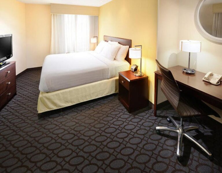SpringHill Suites Fort Worth2