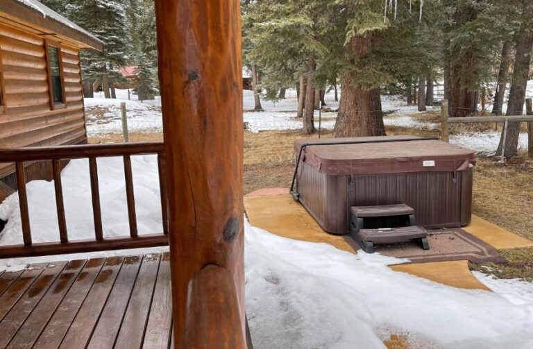 cabin in Colorado with hot tub 2