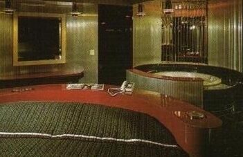 hotels in Miami with hot tub in room 3