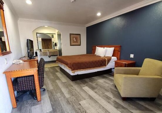 hotels with hot tub in room in Los Angeles 2