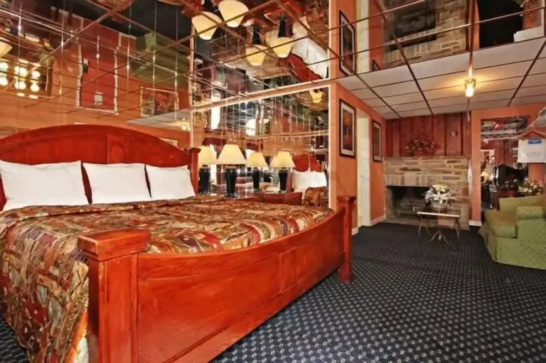 hotels with hot tub in room in Maryland