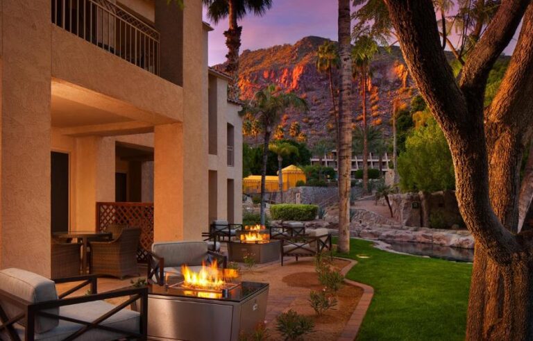 luxury hotels in Phoenix AZ with spa and wellness center 2