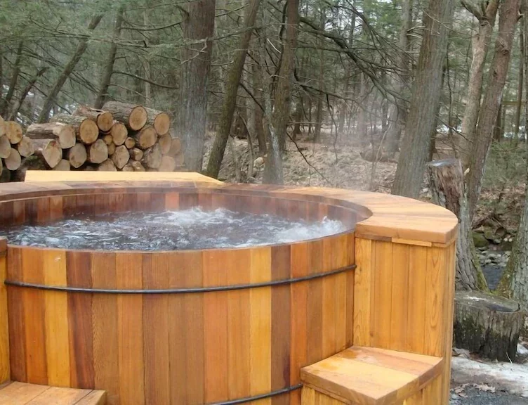 List of Cabins with hot tub in Pocono Mountains + Everything you need ...