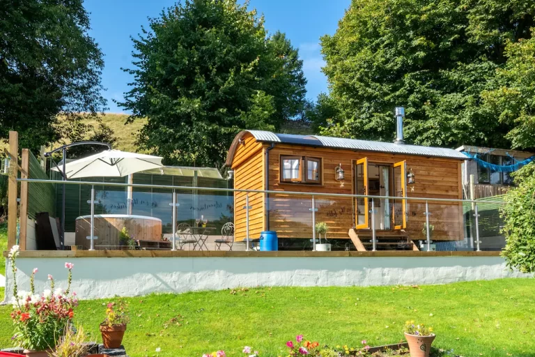 cabins in Lake District with private hot tub
