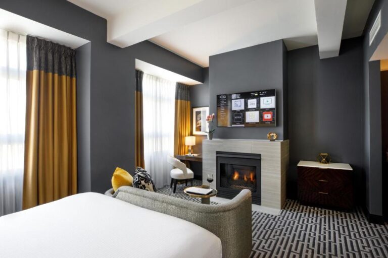 hotel metro milwaukee