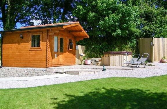 lodges and cabins in South West England