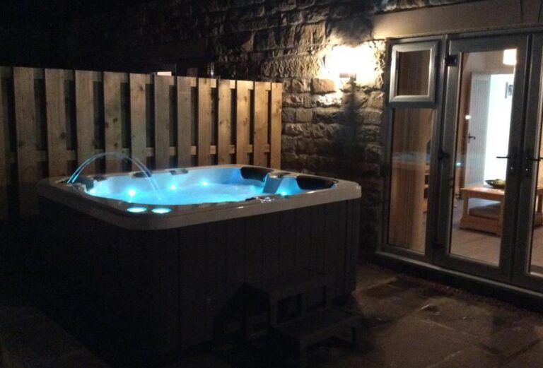 lodges with private hot tub in North of England 2