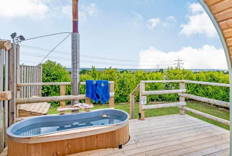 lodges with private hot tub in North of Wales 3