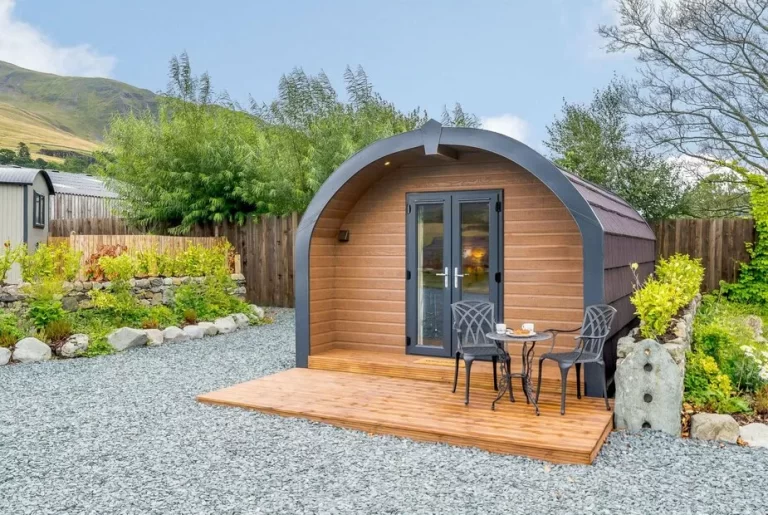 lovely lodges in Lake District with hot tub 2