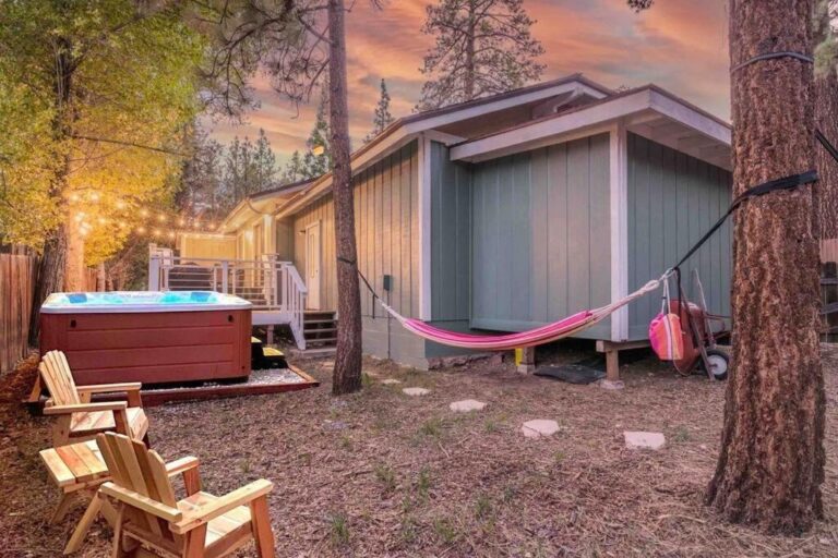 ozy holiday home in Big Bear Lake with hot tub 4
