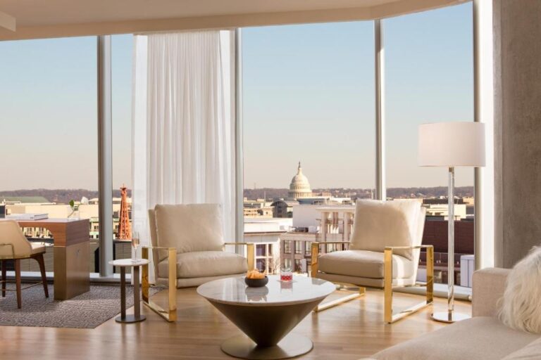 romantic and luxury hotel in Washington DC