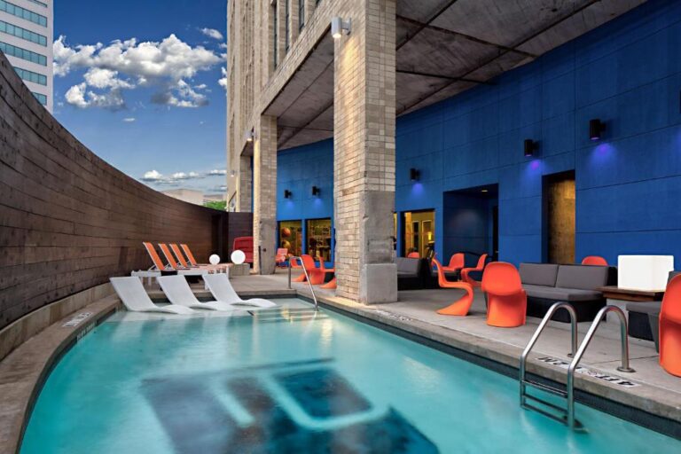 Cool Hotels in Dallas 1