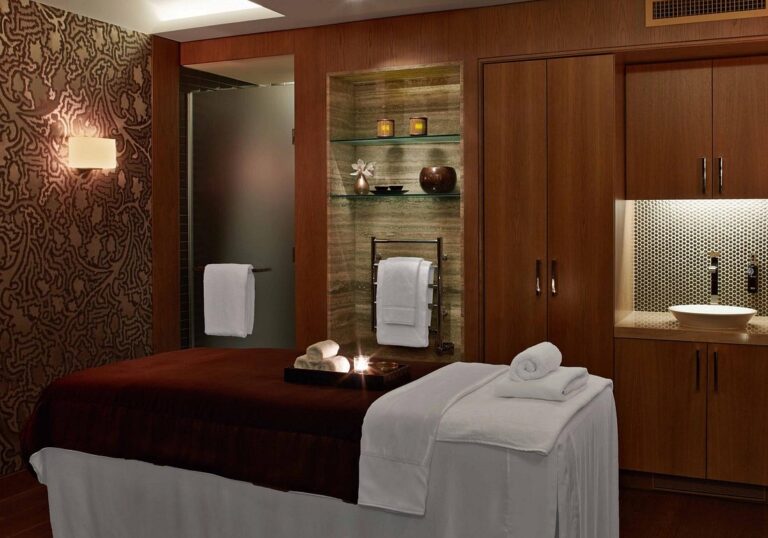 Cool Hotels in Dallas 5