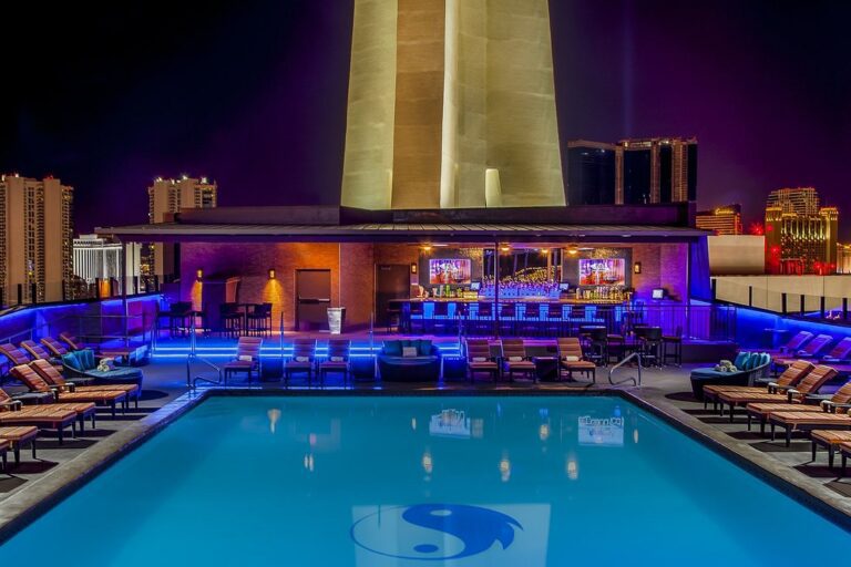 Cool Hotels in Las Vegas 2