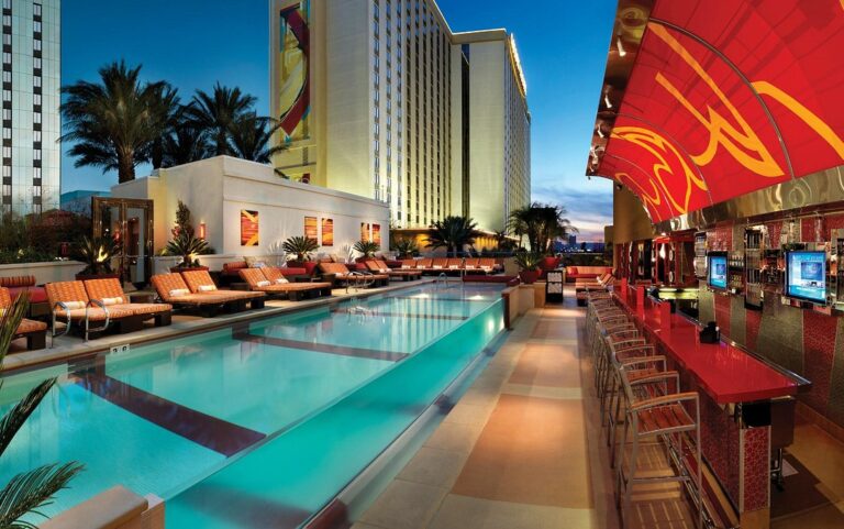 Cool Hotels in Las Vegas 3