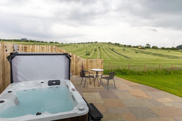 charming log cabin with luxury hot tub in Ayrshire