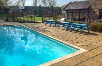 lodge with private hot tub in Dorset