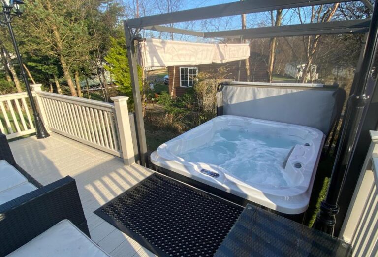 lodges with hot tub in North East England 4
