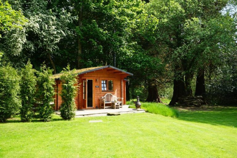 romantic log cabins with hot tub in Edinburgh