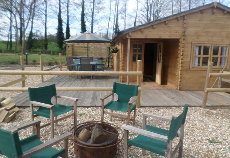 rustic lodges in Kent with hot tub 4