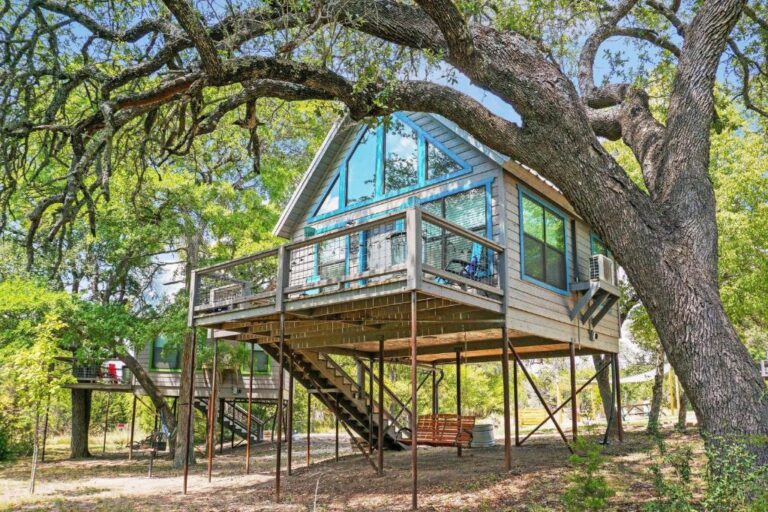 Arbor House of Dripping Springs - Nautical House1