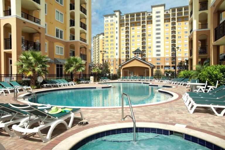 Cool Hotels in Orlando 4