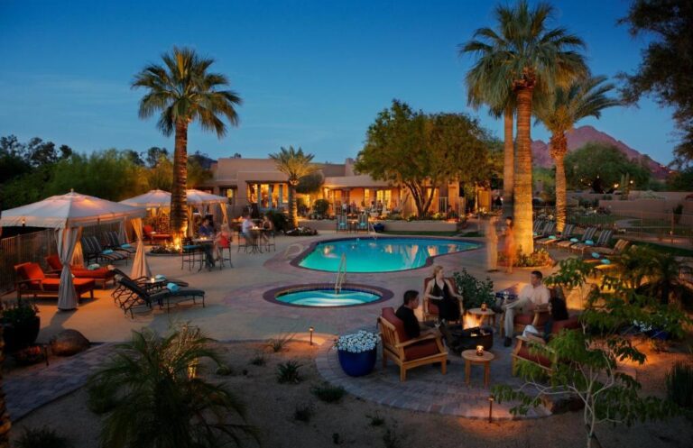 boutique hotels in Scottsdale with fancy hot tub 2