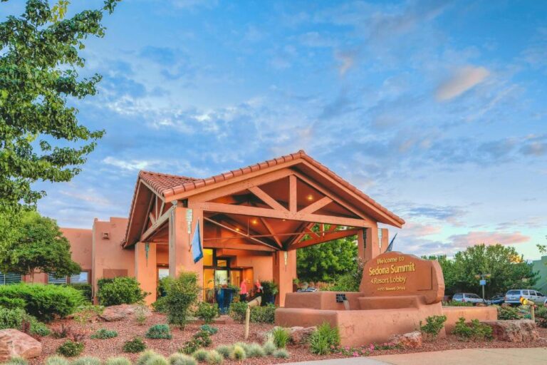 boutique hotels with hot tub in room Sedona