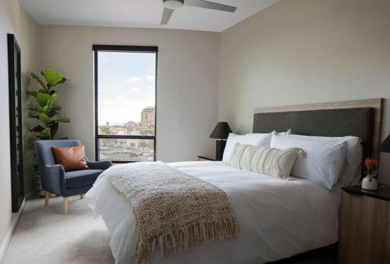 cool boutique hotels Scottsdale 4