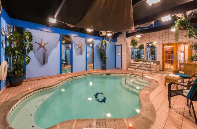 hotels near New Jersey with hot tub in room