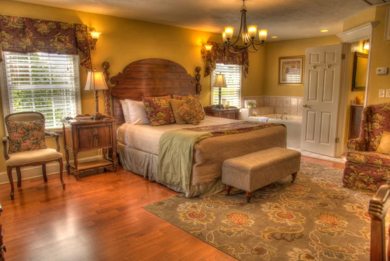 luxury boutique hotels with hot tub in Forida 2