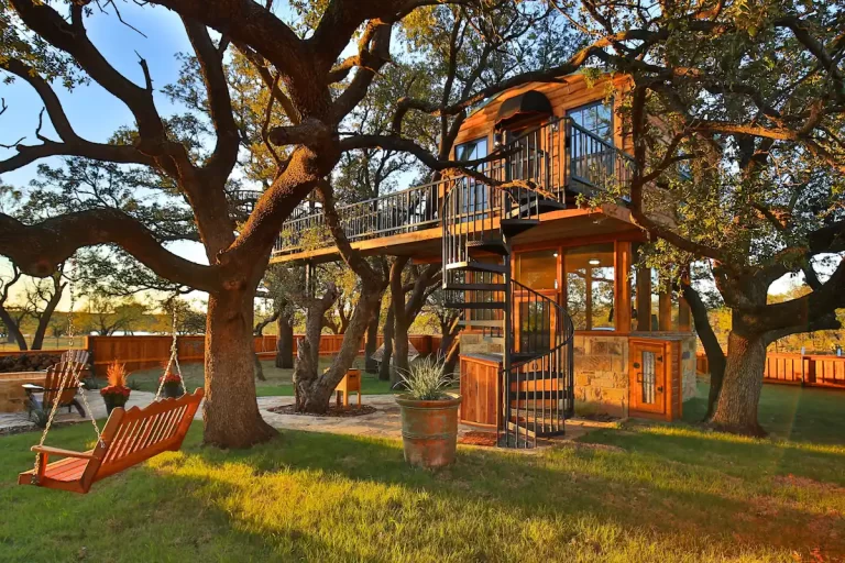 Ryders Treehouse3