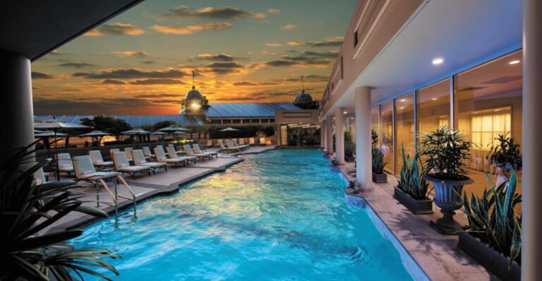 Windsor Court Hotel New Orleans b