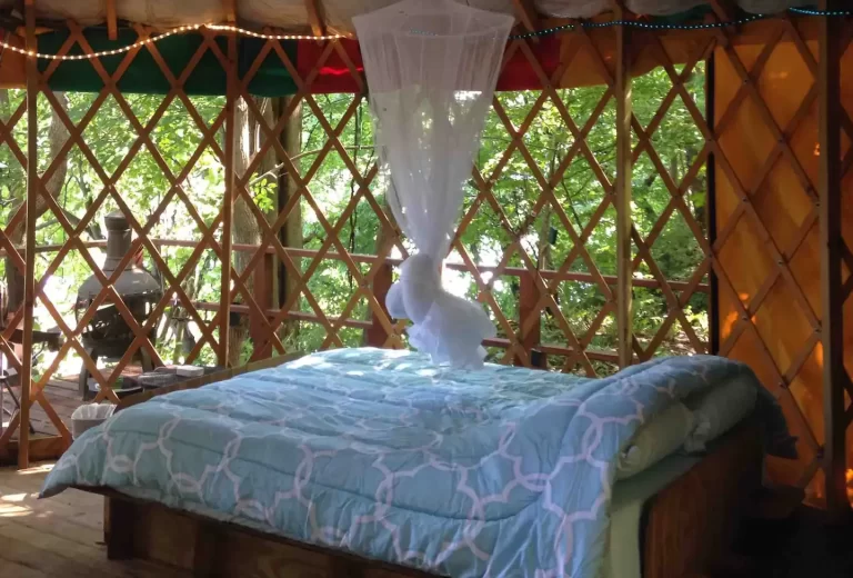 Yurt indiana romantic cabin
