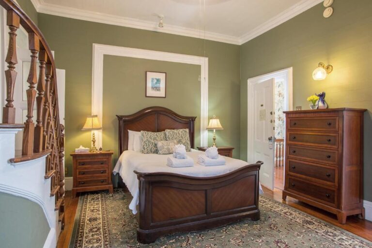 charming boutique hotel in Key West FL 4
