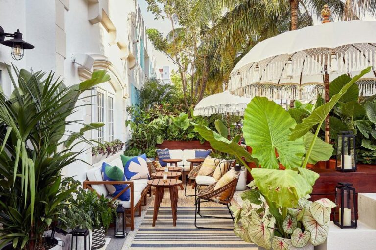 charming boutique hotels with in Miami 3