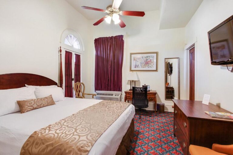 cool hotels in New Orleans 3