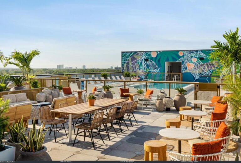 cool hotels with hot tub in Tampa 2