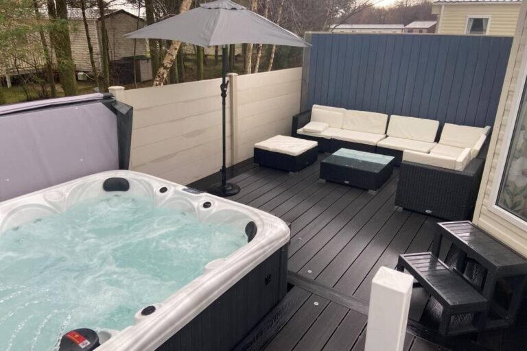 cozy lodges with hot tub in North East England