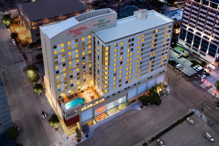 hampton inn downtown