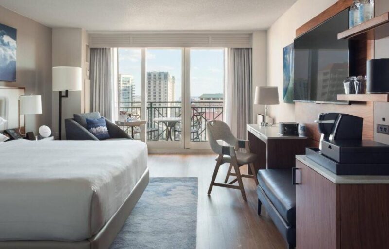 Florida Hotels With Hot tub in Room 2021 Updated List