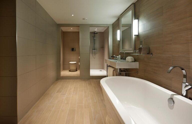 modern hotels with hot tub in Birmingham 4