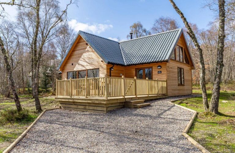 stunning log cabins near Loch Ness with hot tub 6