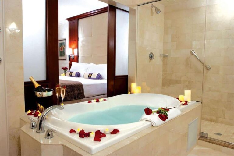 hot tub pool viana hotel nyc long island