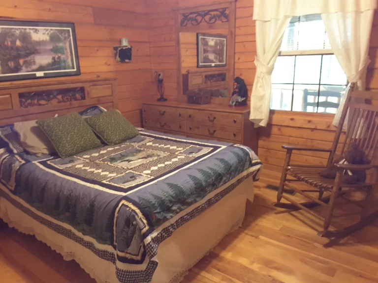 Cabins with Hot tub in Indiana​ ADVENTUREWOOD3