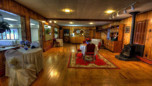 Cool Hotel in Maine- Alamoosook Lakeside Inn 4