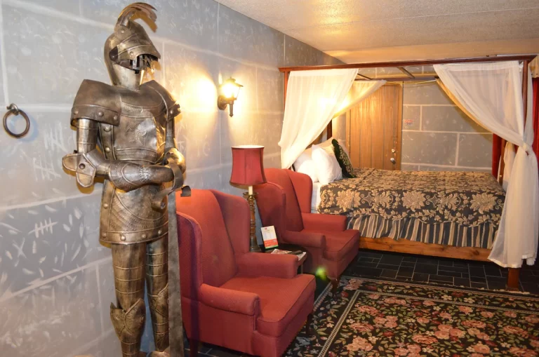 Fantasy suites Indiana-Red Carpet Inn Fanta Suites Hotel4
