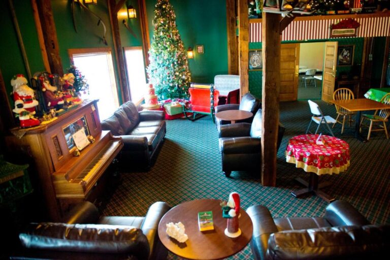 Fantasy suites Indiana-Santa's Lodge2