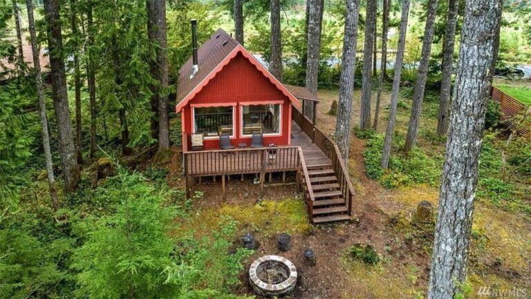 Little Red Cabin1